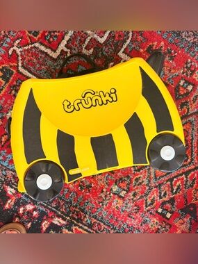 Trunki Bumblebee Ride-On Suitcase for Kids